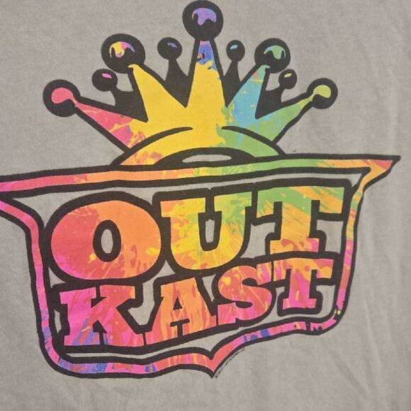 Old Navy Green and Yellow Short Sleeve Tee with Graphic Design - Picture 2 of 4